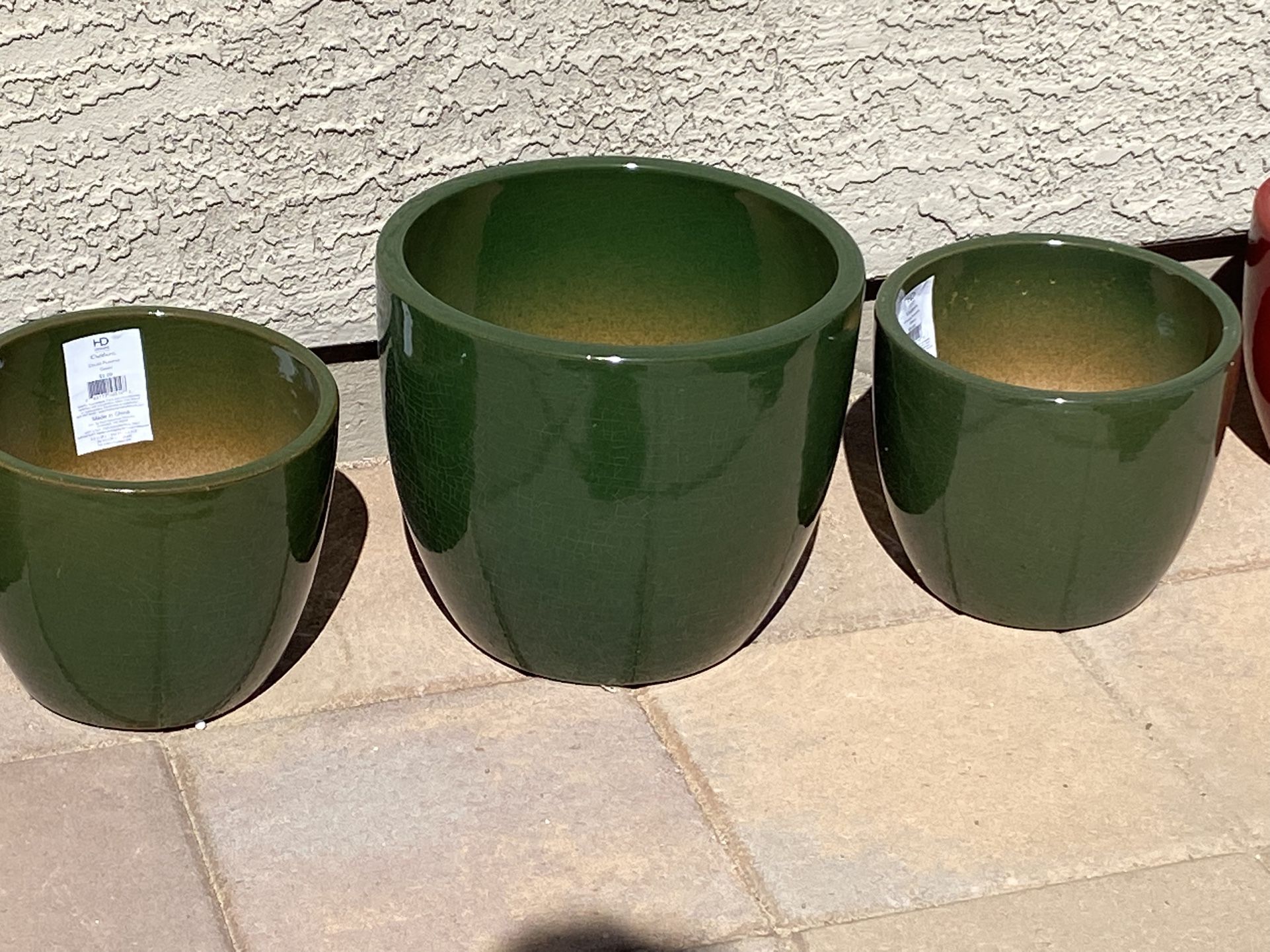 Set of 3 New Ceramic Pottery Planters Plant Pots Glossy Green Finish