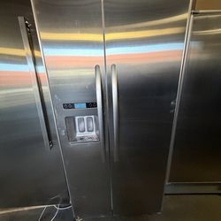 36” KITCHENAID BUILT IN STAINLESS STEEL REFRIGERATOR