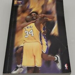 Like New Los Angeles Lakers Media Guide 2000-01