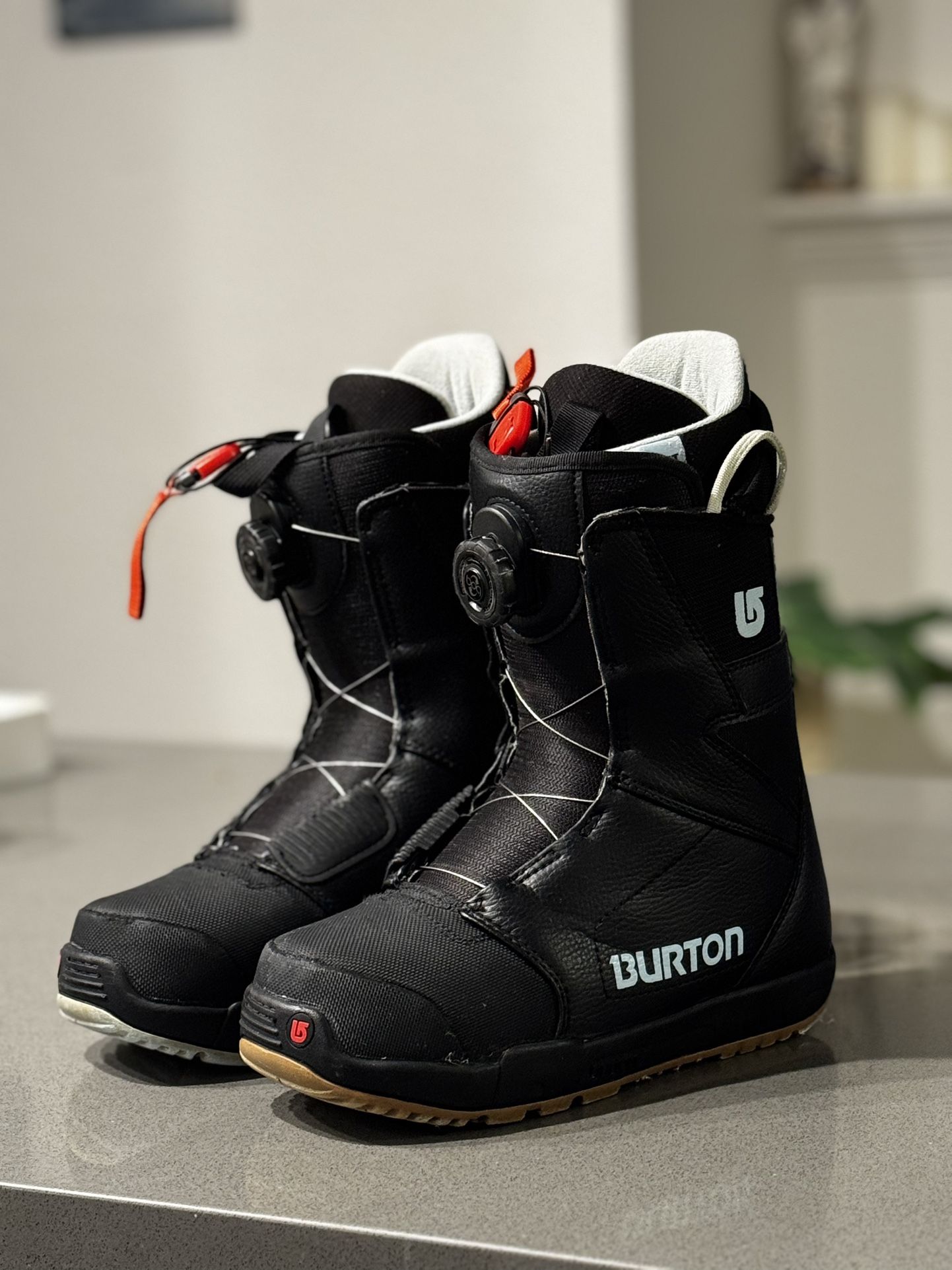 Burton Men\'s Moto Snowboard Boots Size 8.5