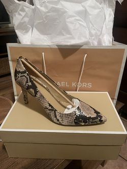 Micheal Kors Heels