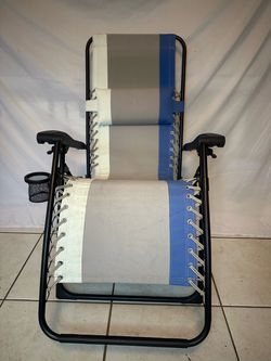 Zero Gravity Reclining Outdoor Lounge Chair