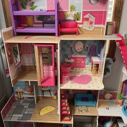 Doll House $100 