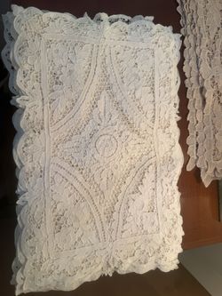 White Floral Lace Placemats – Set Of 12