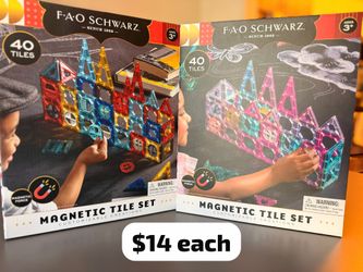 FAO Schwarz 40-Piece Magnetic Tile Set