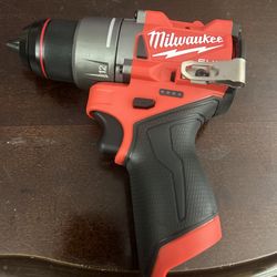 Milwaukee M12 Fuel 1/2” Drill Driver