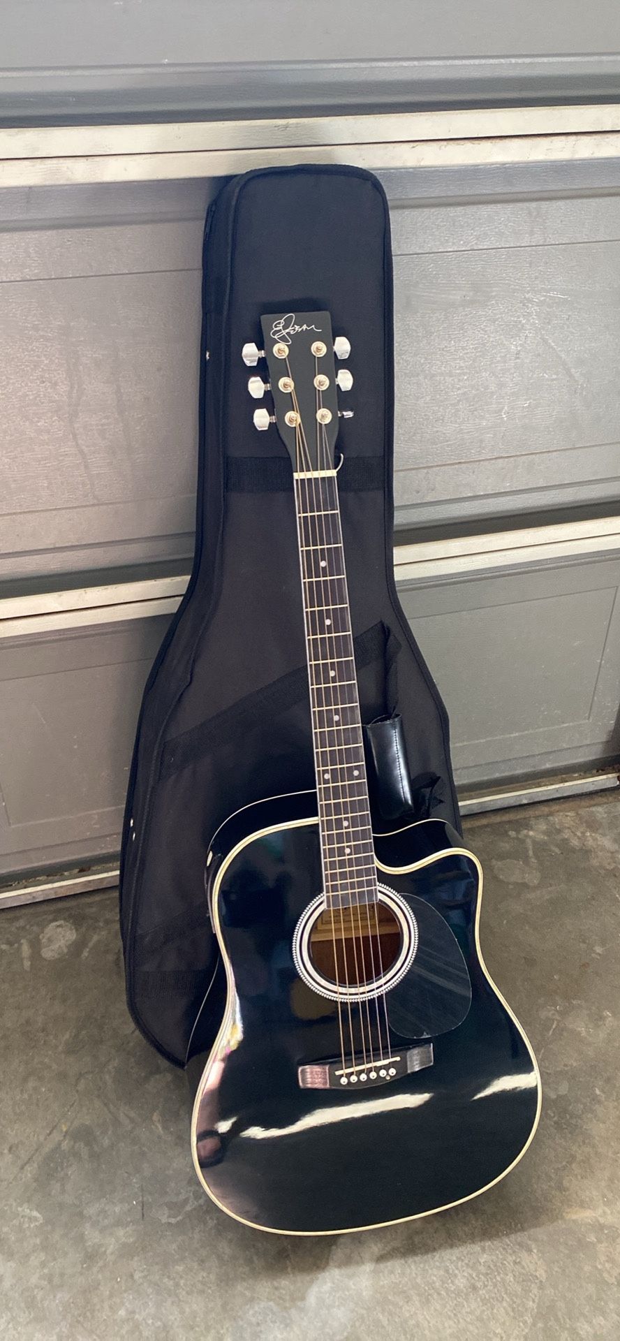 Electric Acoustic Guitar