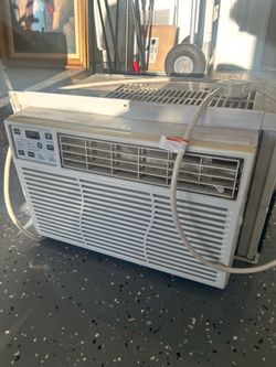 General Electric 6000btu Window A C