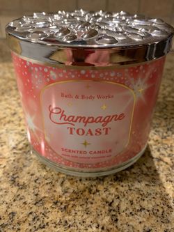 Bath and Body Works candle