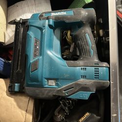 Makita 18g Nail gun