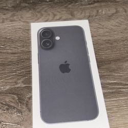 iPhone 16 