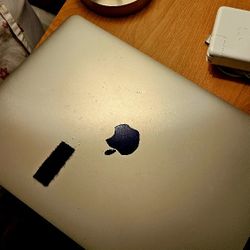 2013 Macbook Pro 15 inch Retina Core  i7