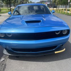 Dodge Challenger GT 2019 Grey interior 