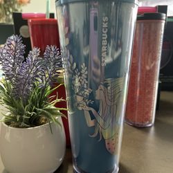 Starbucks cup