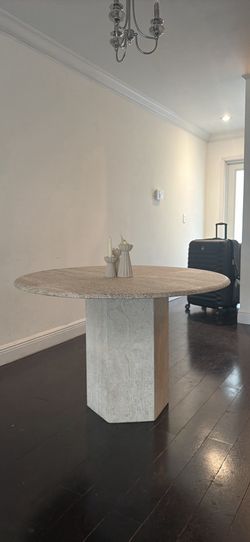 Travertine Round Dining Table