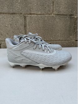 Under armour metal baseball cleats mens size 7