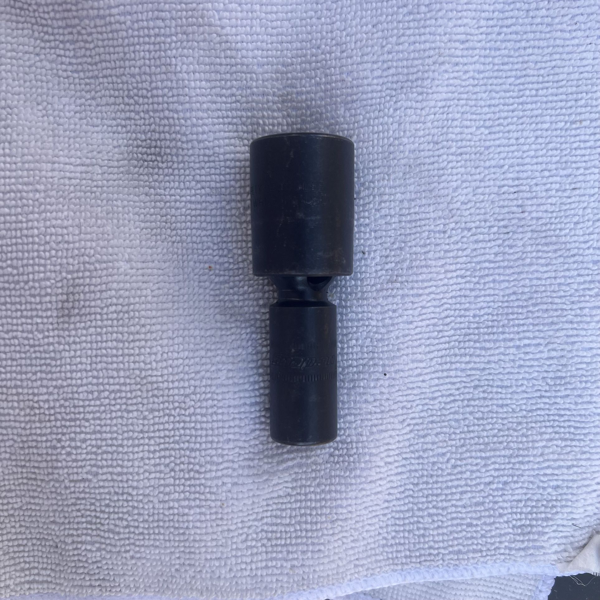 Snap-on 3/8" drive 12mm Metric 6pt Impact Swivel Socket IPFM12B