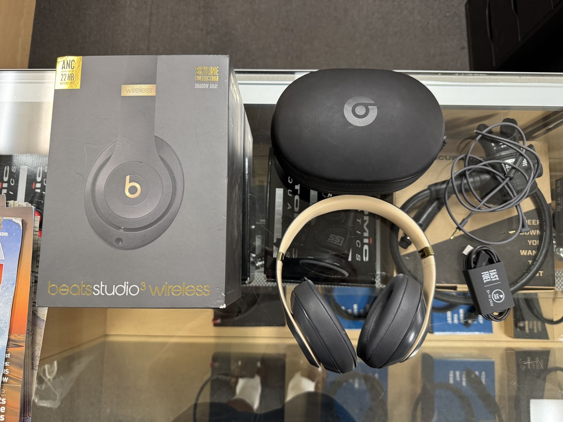 Beats Studio3 Wireless Headphones, Gray/Gold