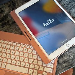 Apple iPad With Case 