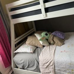 Bunkbed Twin Over Full White