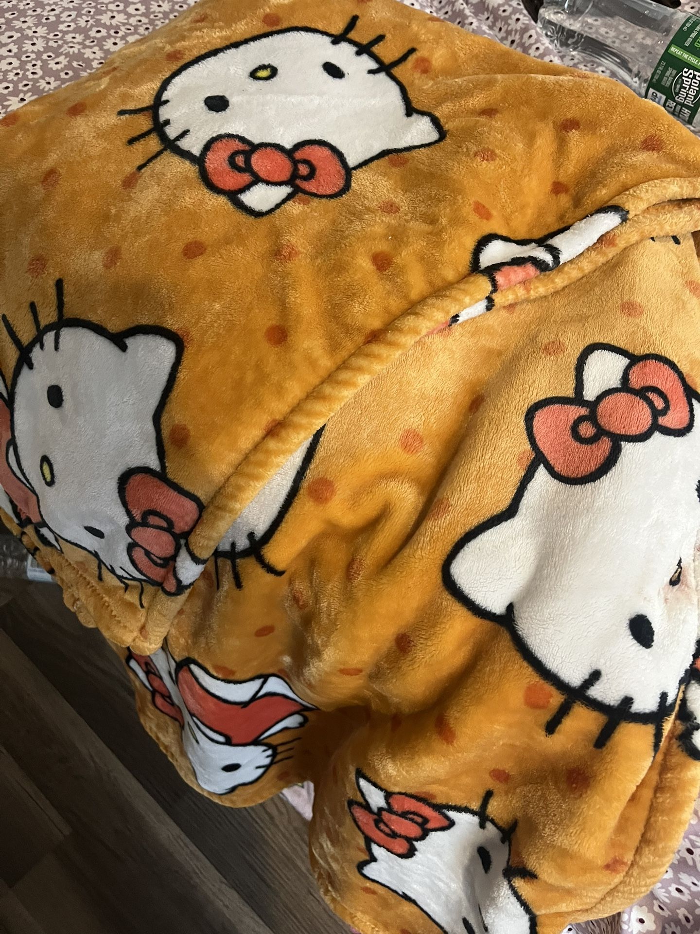 Hello kitty halloween blanket