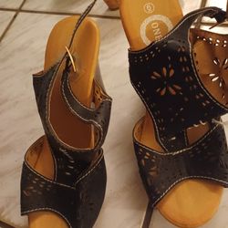 Woman's  Wooden Heels