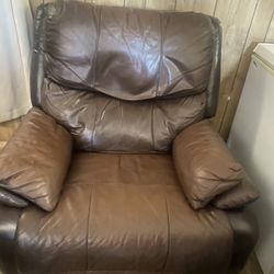 Recliner In Great Condition 