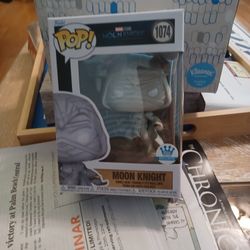 Funko Pop Exclusive Moon Knight Number 1074
