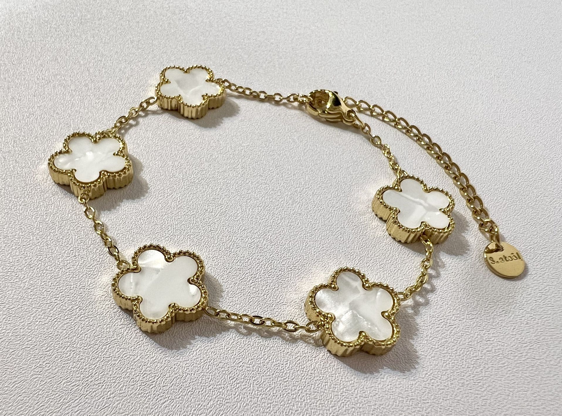Five-petal Flower Lucky Charm Bracelet