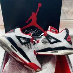 Jordan 4 Retro Redfire