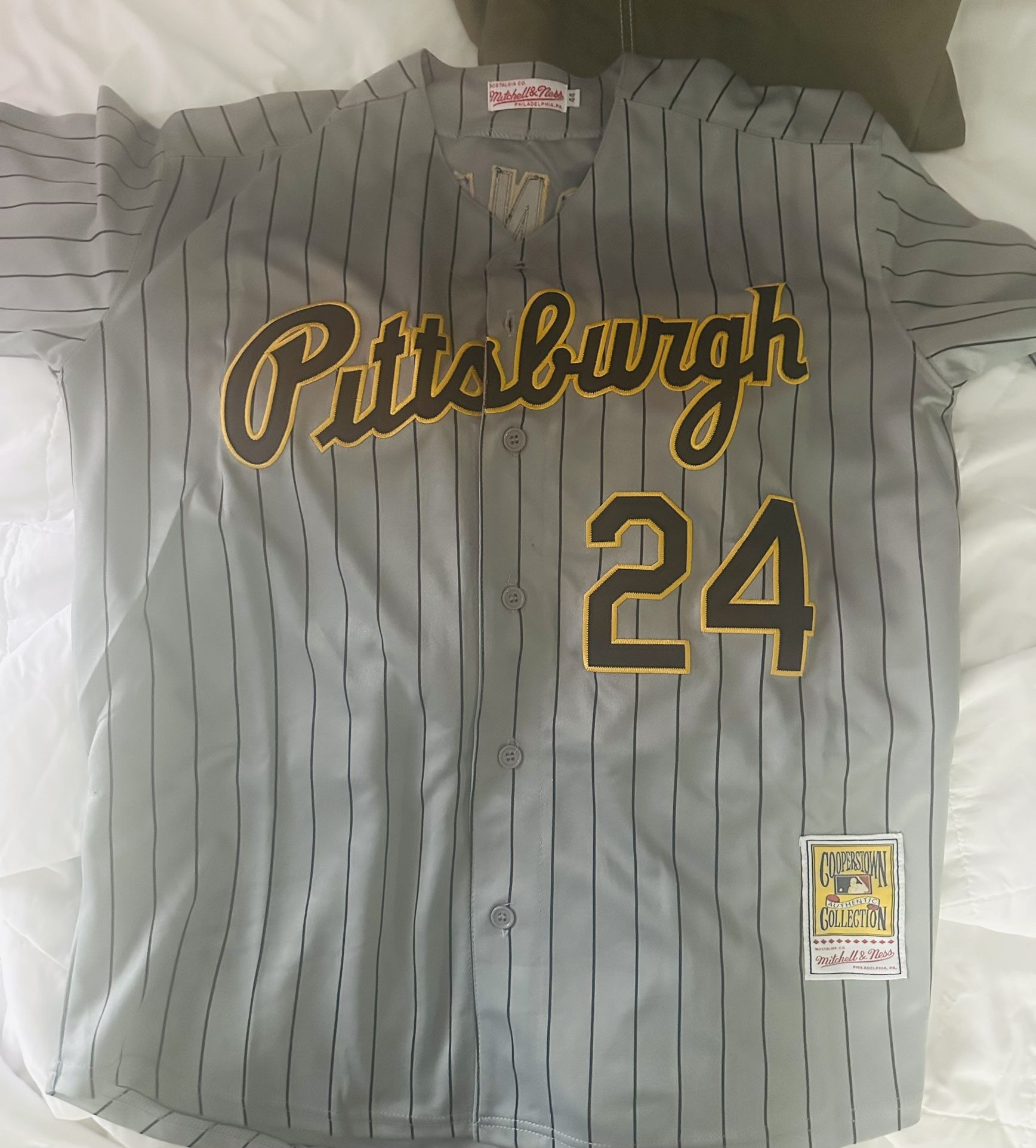 Men’s mitchell and ness Barry Bonds Jersey sewn