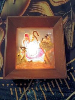 Vintage Lighted Shadow Box Nursery Lamp