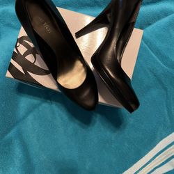 Nine West Leather Pump