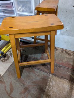 Wood saddle stools