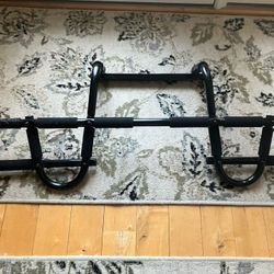 Pull Up Bar