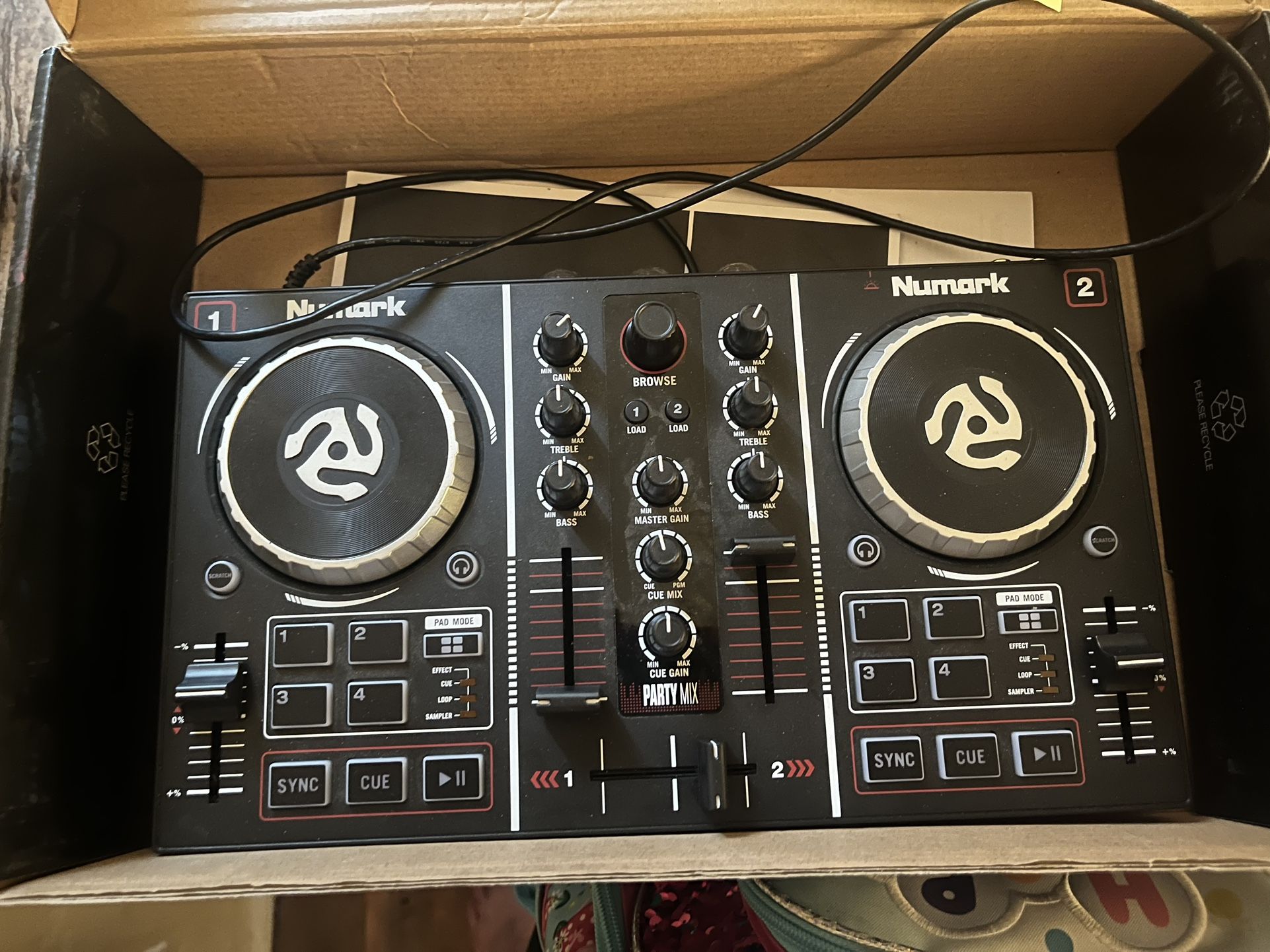 Numark Party Mix 