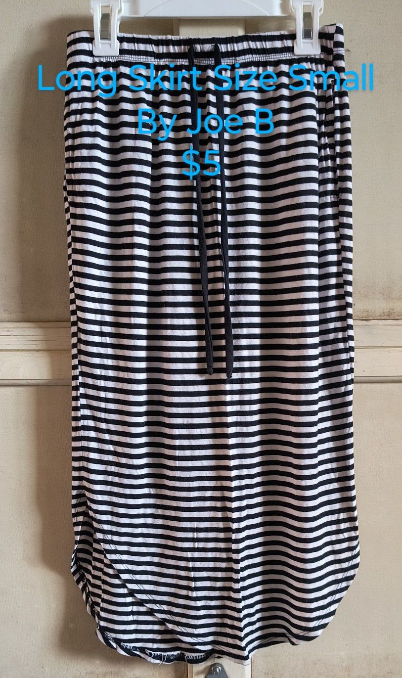 Long Skirt Size Small By Joe B