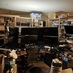 Multiple Mounted Monitors Ready To Go!