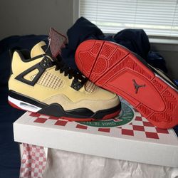 Air Jordan Retro 4 (GS) Size 7