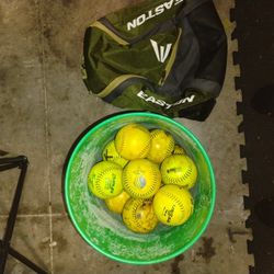 Softballs 