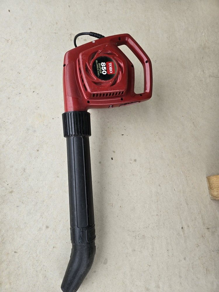 Leaf Blower