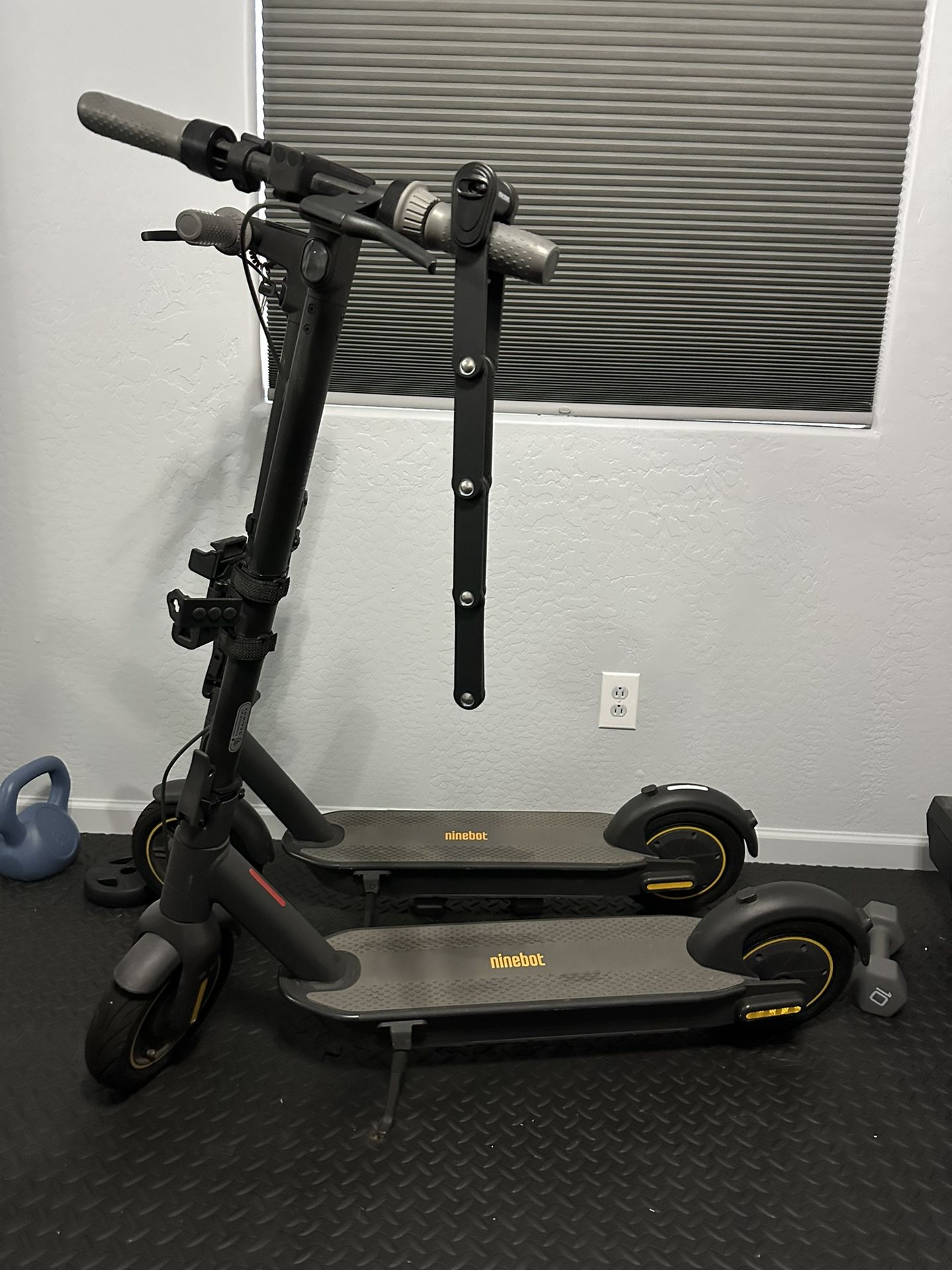 2x Ninebot KickScooter MAX G30P by Segway