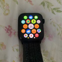 Apple Watch SE 44 Inch
