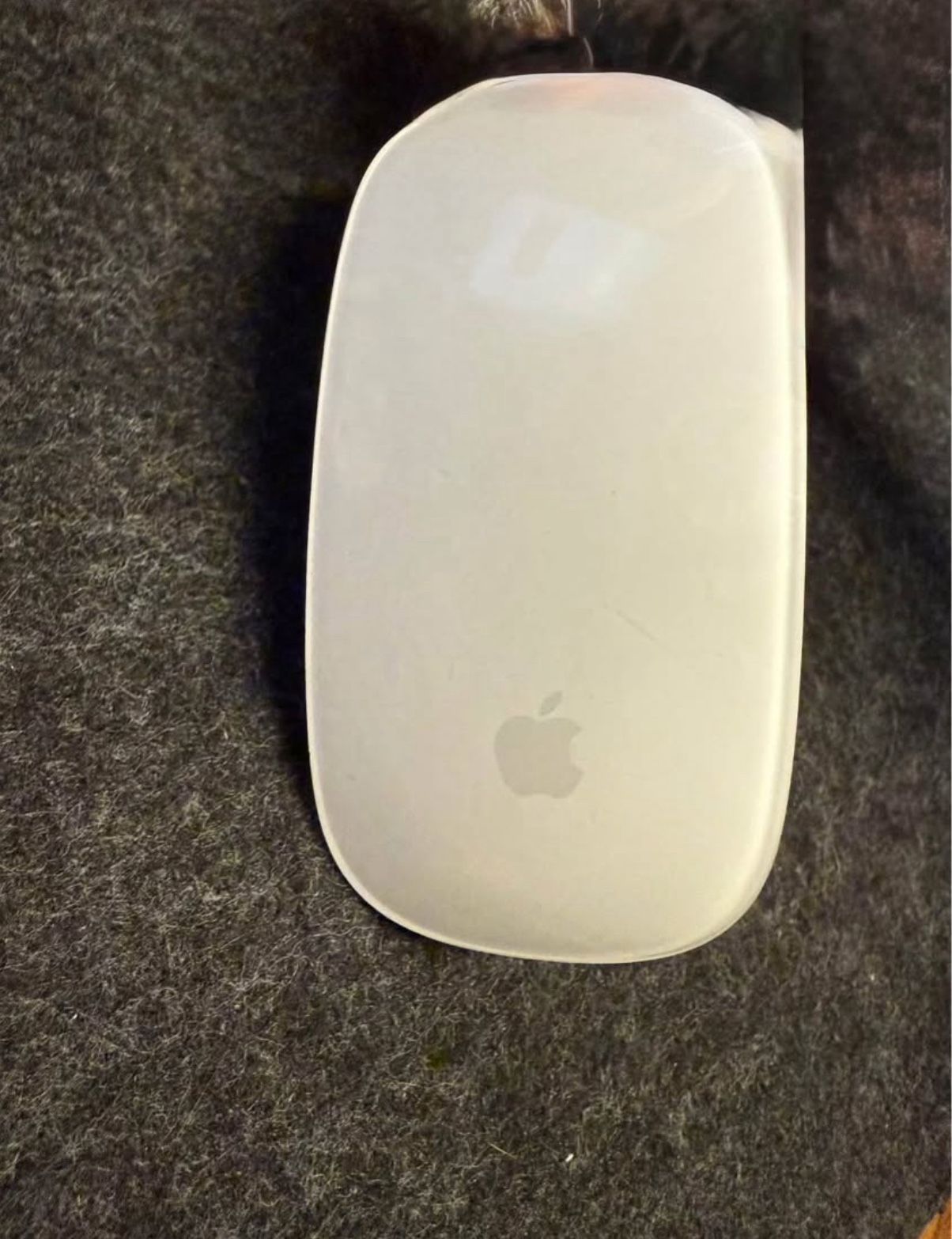 Apple Magic Mouse V2 A1657 Wireless Bluetooth, Rechargeable