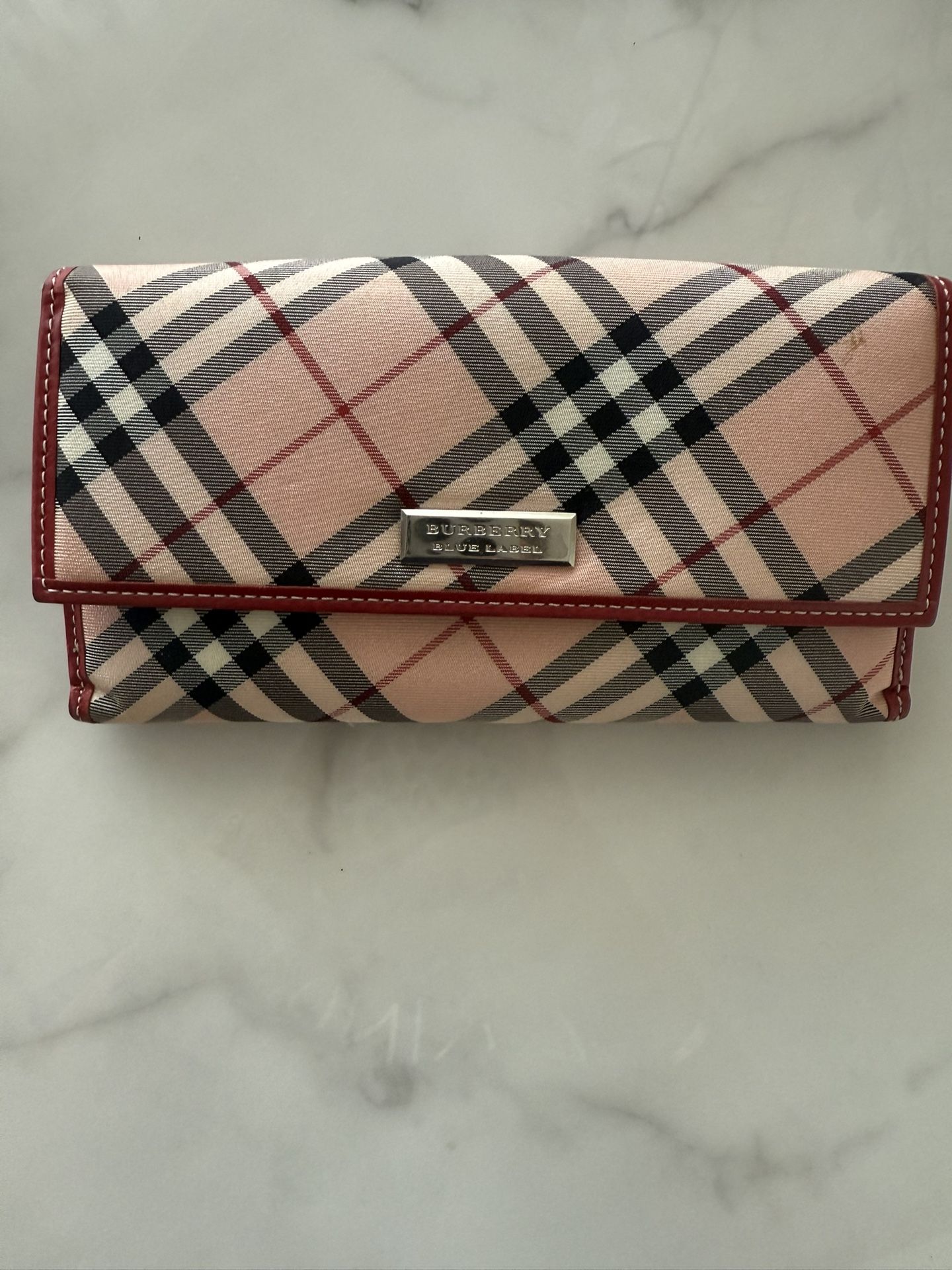 Authentic BURBERRY Multi Pocket Wallet