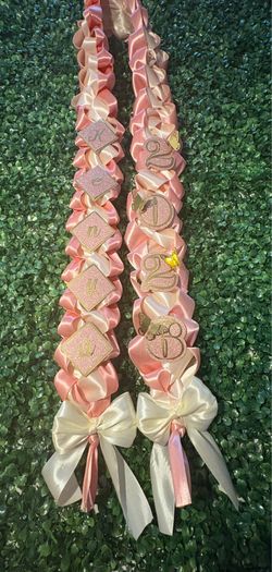 Graduation lei