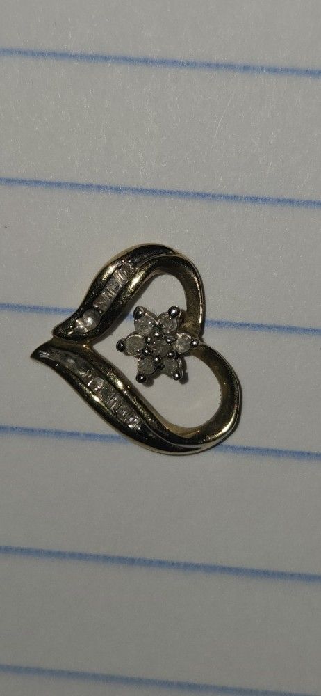 10 K Heart Pendant
