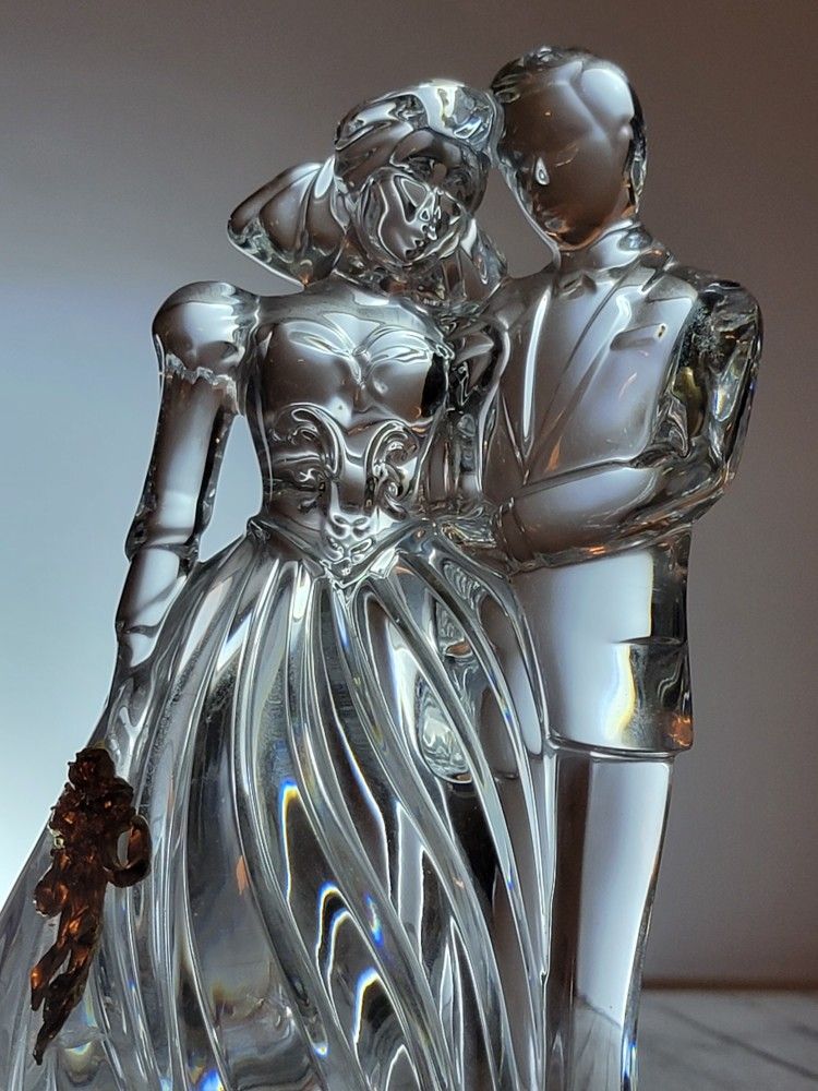 Lenox Wedding promises bride and groom figurine full leaf crystal

