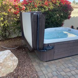 Hot Tub  Caldera Spa Cover 