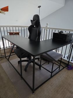 L Shaped Office Desk and Chair
